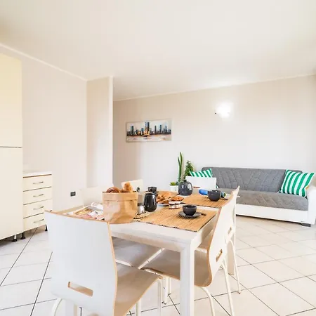 Apartman Gardappartamenti Sorgente Pool Sirmione