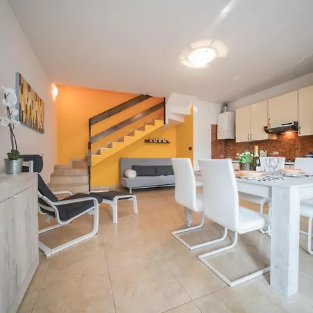 Apartman Gardappartamenti Sorgente Pool