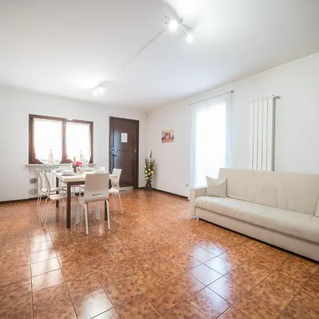 Apartman Gardappartamenti Sorgente Pool